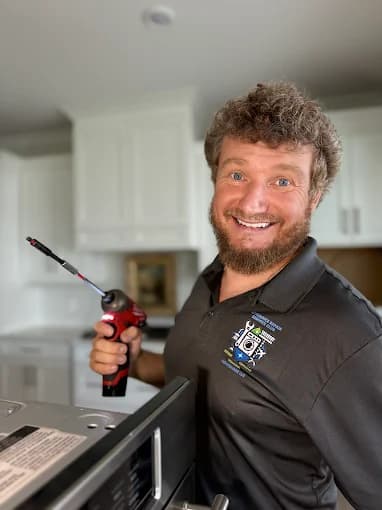 Bright modern kitchen — residential appliance repair across Southwest Florida